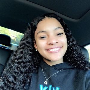 Meet your Posher, Daija